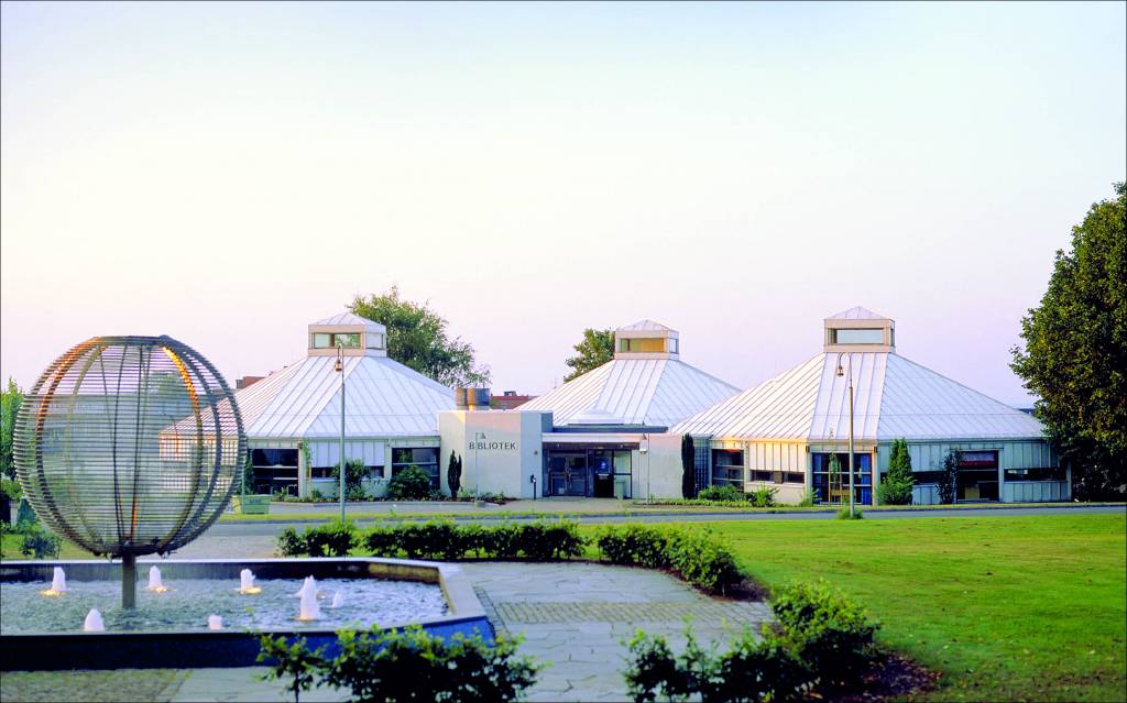 Larvik bibliotek, bygning. Foto