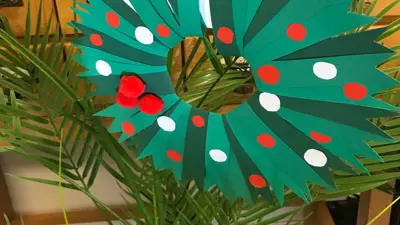 Lag deg en julekrans!